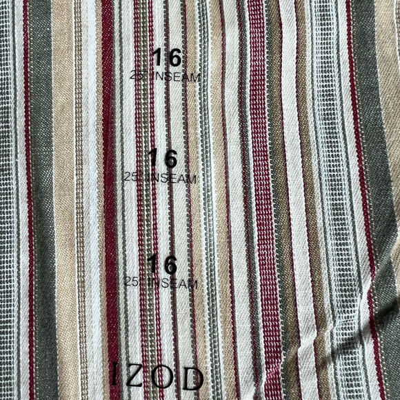 NWT Izod Hot Tropic Cropped Cargo Pants, Striped, Cranberry, size 16 - Picture 4 of 14